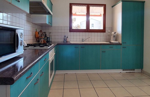 Saint-Genies-de-Fontedit House | Holiday Home in Saint-Geniès-de-Fontedit with a private pool