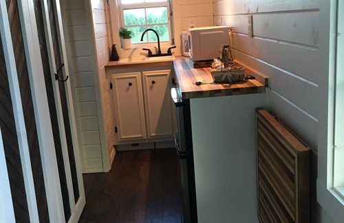 Manvel Cottage | Holiday Acres Tiny house on wheels