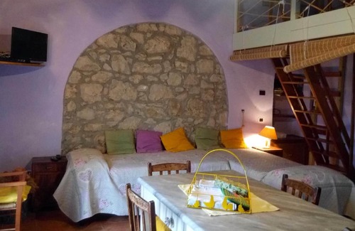 Castellina Marittima Apartment | Holiday apartment Castellina Marittima for 1 - 6 persons with 1 bedroom - Twin house