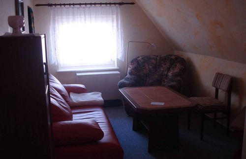 Hiddensee Apartment | Holiday apartment under thatched roof, Baltic beach at only 100 m