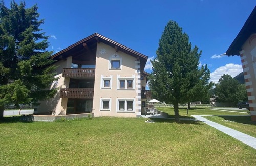 La Punt-Chamues-ch Apartment | Holiday apartment La Punt-Chamues-ch for 1 - 6 persons with 3 bedrooms - Holiday apartment