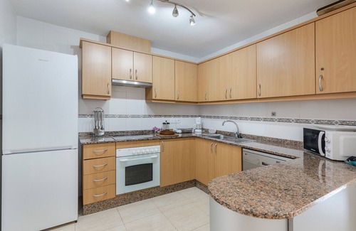 Puerto de Mazarron Apartment | Holiday Apartment "Clayma" with Sea View, Shared Pool & Wi-Fi