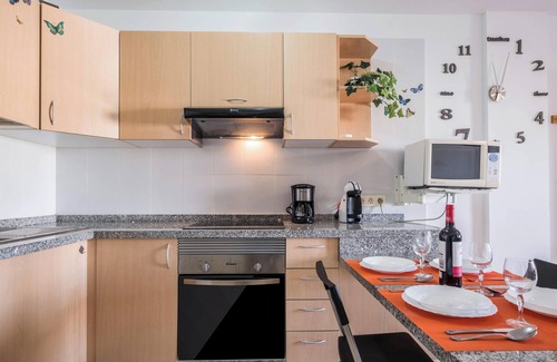 El Medano Apartment | Holiday Apartment "Apartamento en el Medano" near the Beach with Wi-Fi & Shared pool