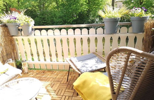Timmel Apartment | Holiday Apartment 'Boven' at Timmeler Meer with Balcony and Wi-Fi