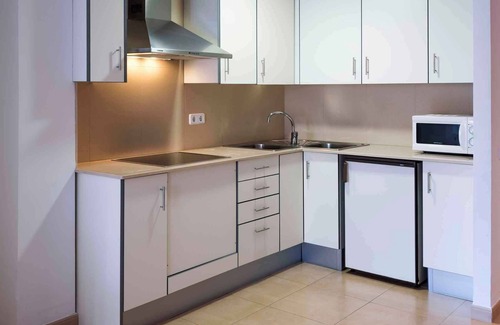 Pineda de Mar Apartment | Holiday apartment with balcony and pool