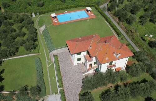 Vicopelago Apartment | Holiday apartment Lucca (Stadt) for 1 - 8 persons with 3 bedrooms - Holiday apartment