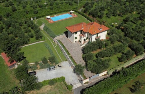 Vicopelago Apartment | Holiday apartment Lucca (Stadt) for 1 - 8 persons with 3 bedrooms - Holiday apartment