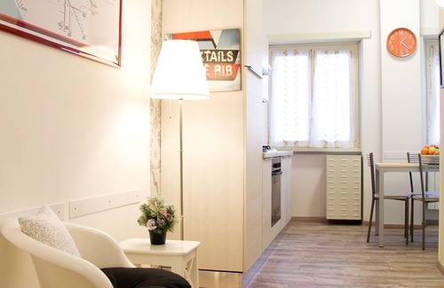 Appio Latino Apartment | Holiday Apartment Maison Velia in San Giovanni Colli Albani Appio Latino district