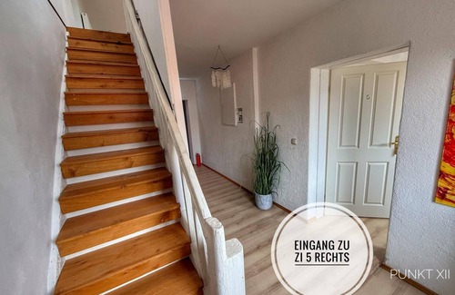 Burghaslach Apartment | Holiday Apartment No. 8 with Shared Garden and Wi-Fi