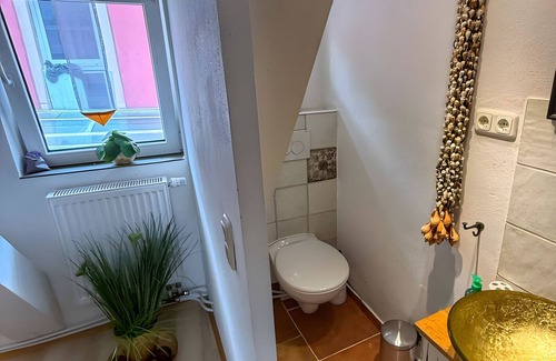 Burghaslach Apartment | Holiday Apartment No. 8 with Shared Garden and Wi-Fi