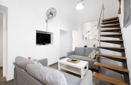 Old Town Apartment | Holiday Apartment 'Piso con Encanto 2' with Central Location & Wi-Fi