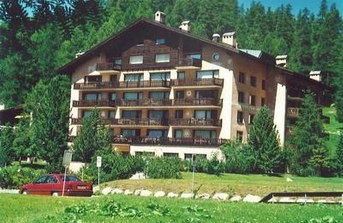 Surlej Apartment | Holiday apartment Surlej for 1 - 4 persons with 2 bedrooms - Holiday apartment