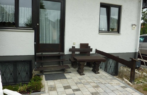 Uebersee Apartment | Holiday apartment Übersee for 1 - 6 persons with 3 bedrooms - Twin house