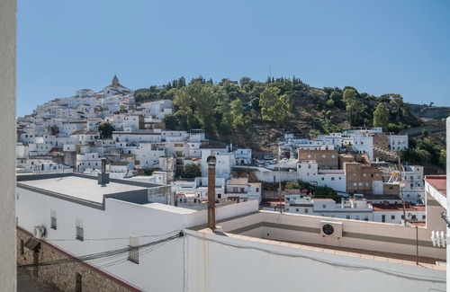 Alcala de los Gazules House | Holiday Home 'De Bárbara' with Balcony and Air Conditioning