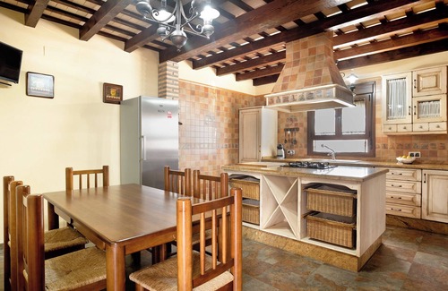 Conil de la Frontera House | Holiday Home 'El Cortijo' with Private Pool, Wi-Fi and Air Conditioning