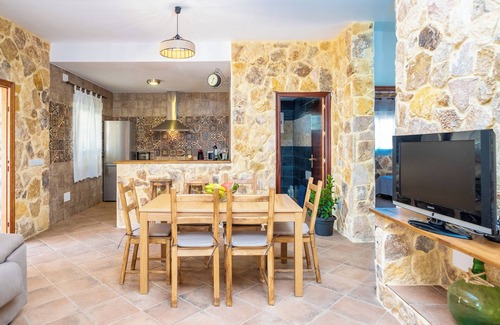 San Ambrosio Villa | Holiday home in idyllic location - Finca Encanto