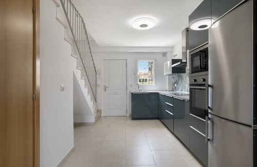 Atlanterra House | Holiday Home 'Bonita' with Sea Views, Shared Pool and Wi-Fi