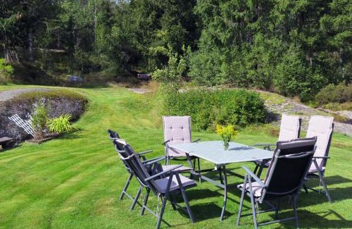 Grimstad House | Holiday Home Øygårdsheia by Interhome