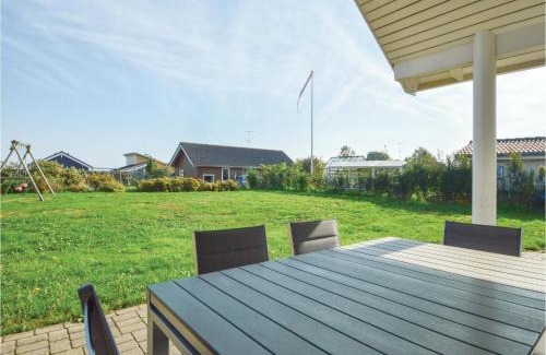 Grønninghoved Strand House | Holiday Home Anemonevej Sjølund I