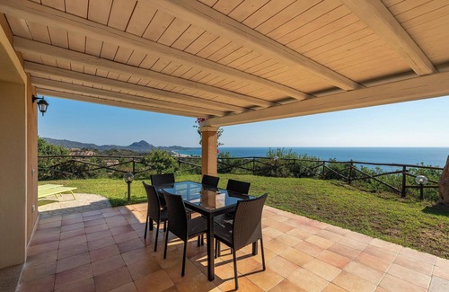 Costa Rei House | Holiday Home 'Annavi N9' with Sea View, Shared Pool and Air Conditioning