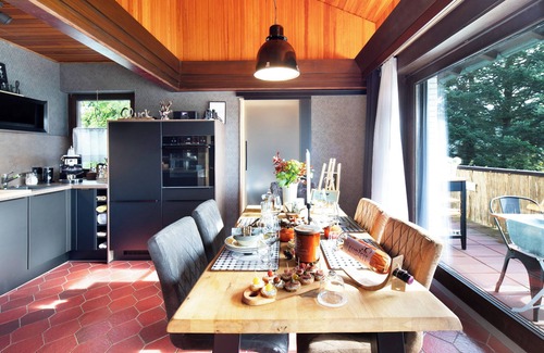 Waldeck House | Holiday Home 'AusZeyt Edersee Für Zwei' with Private Terrace, Garden and Wi-Fi