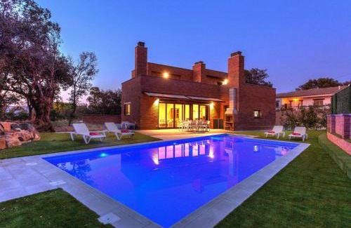 Calonge House | Holiday Home Avets by Interhome