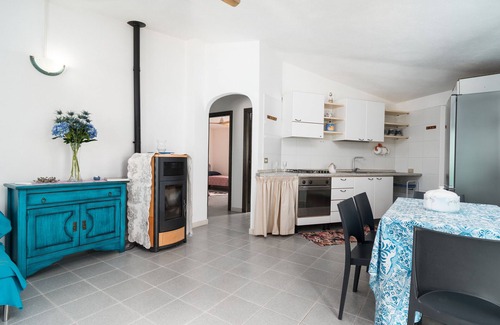 Orosei House | Holiday Home 'Azzurra' with Sea View, Private Terrace and Wi-Fi