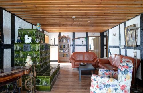 Hehlen House | Holiday Home Berghof Hohe ganzes Haus by Interhome