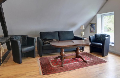 Hehlen House | Holiday Home Berghof Hohe ganzes Haus by Interhome