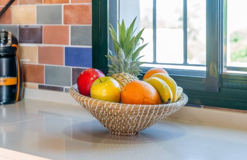 Carmona House | Holiday Home 'Casa Rural Carmo' with Private Pool, Wi-Fi and Air Conditioning