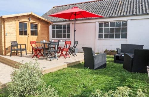 Plougasnou House | Holiday Home Chez Pascaline by Interhome