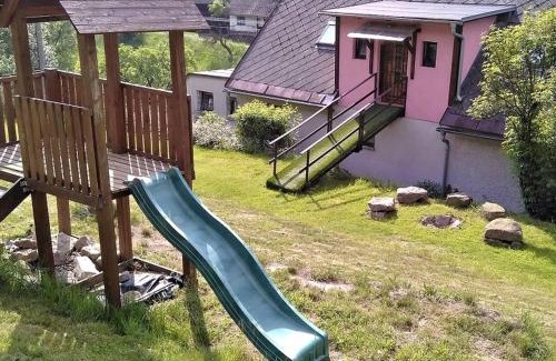 Starkov House | Holiday Home Chlívce u Hronova-5 by Interhome