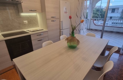 Agnone House | Holiday Home 'Fortezza Villa Azzurra' with Private Terrace, Private Garden, Wi-Fi and Balcony