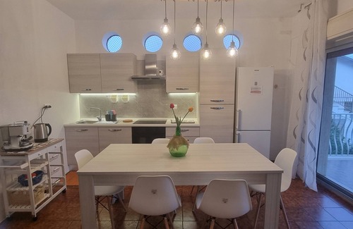 Agnone House | Holiday Home 'Fortezza Villa Azzurra' with Private Terrace, Private Garden, Wi-Fi and Balcony
