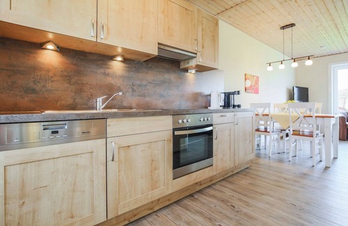 Sahrensdorf House | Holiday home for 5 guests with 58m² in Fehmarn (51640)