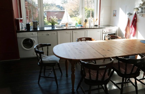 Tating House | Holiday home for up to 8 people with a garden in front of Sankt Peter Ording