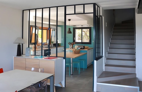 Bourg-Saint-Andeol House | Holiday Home 'Le Grand Cèdre - South Ardèche'