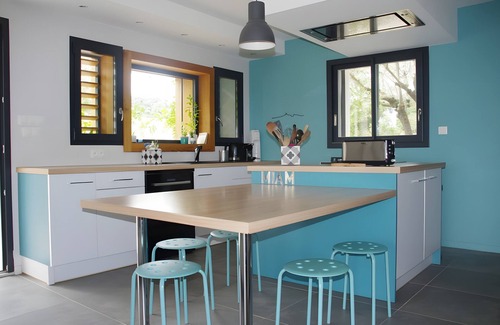 Bourg-Saint-Andeol House | Holiday Home 'Le Grand Cèdre - South Ardèche'