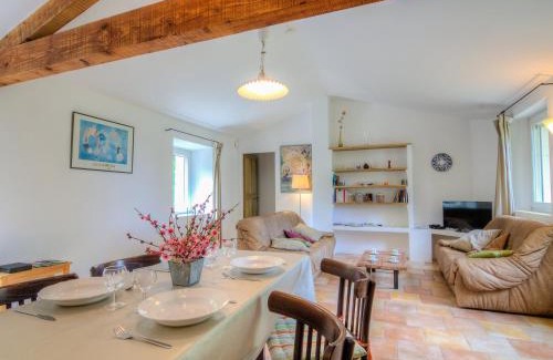 Bonnieux House | Holiday Home Gite Curel by Interhome