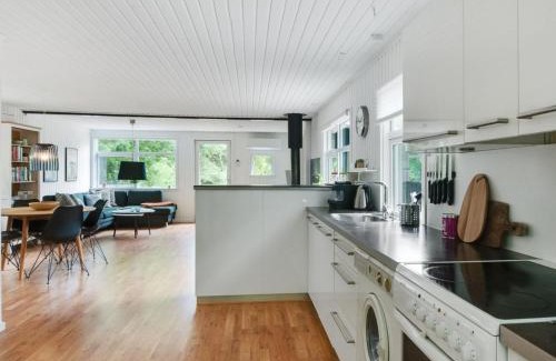 Nordost House | Holiday Home Hilde - 1-7km from the sea by Interhome