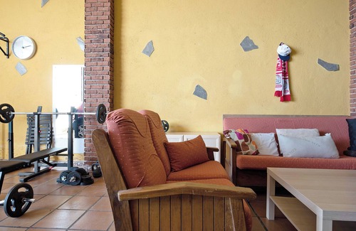 La Orotava House | Holiday Home 'House Vochozka' with Sea View, Shared Garden & Wi-Fi