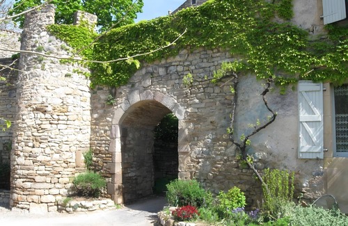 Milhars House | Holiday Home in a Medieval Village