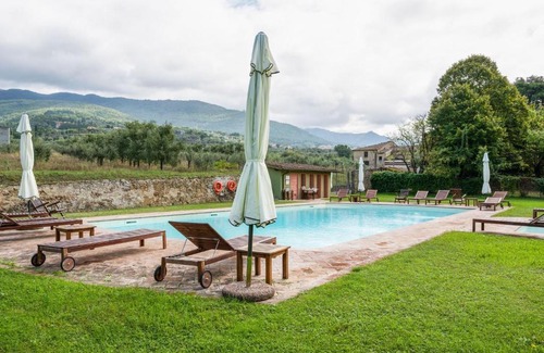 Reggello House | Holiday home in calm surroundings with unspoiled nature