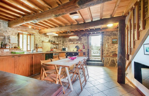 Panton House | Holiday Home in Castrotañe near Sil Cañon