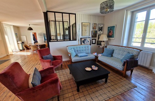 Locquirec House | Holiday Home in Locquirec near Sandy Beach