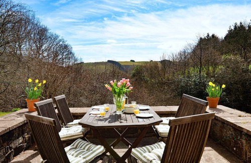 Llanidloes House | Holiday Home in Mid Wales with Countryside Views