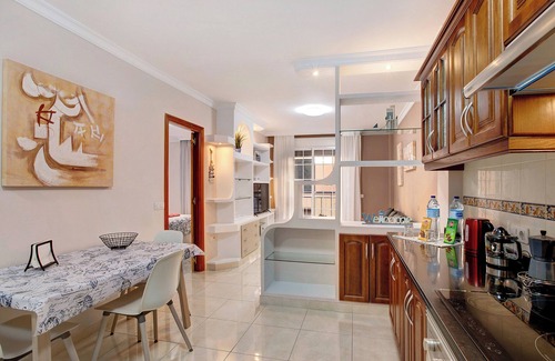 Playa San Juan Apartment | Holiday Home "Isla Bonita San Juan Beach" close to the Beach with Wi-Fi