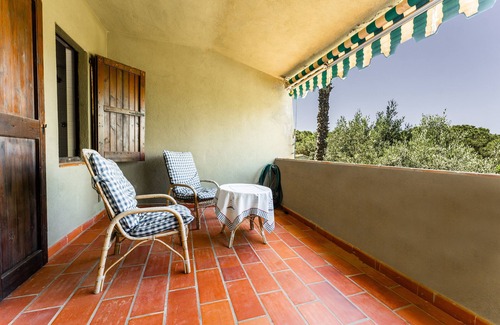 Terra Mala House | Holiday Home 'Lasala Sul Mare' with Sea View, Private Terrace and Private Garden