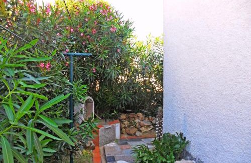 L'Escala House | Holiday Home Josiane by Interhome