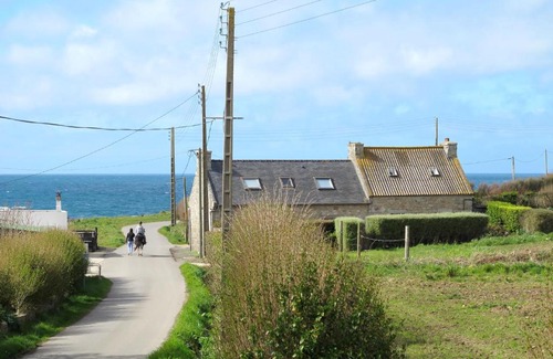 Plouescat House | Holiday Home Kermalo - PLC233